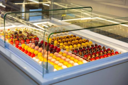 Şəhərin mərkəzində yeni dad məkanı - Xonça Chocolate & Patisserie fəaliyyətə başlayıb