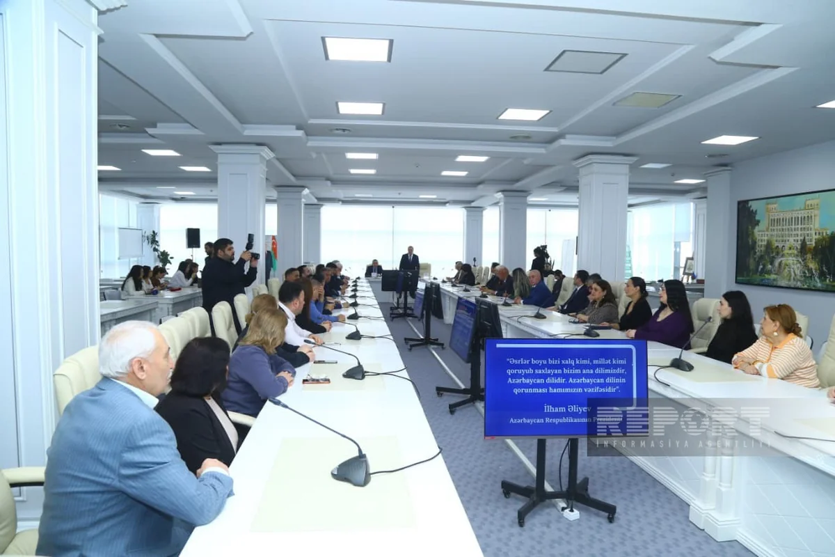 Azərbaycanda dilçi tədqiqatçılar və media üçün olimpiadaların təşkili təklif olunub