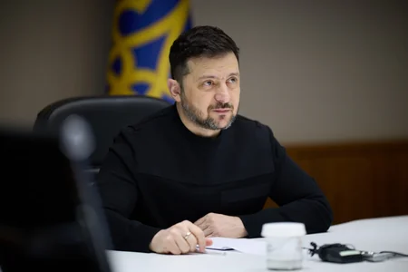 Zelenski: Ukrayna Rusiya ərazisindəki logistika mərkəzlərinə və neft bazasına zərbələr endirib