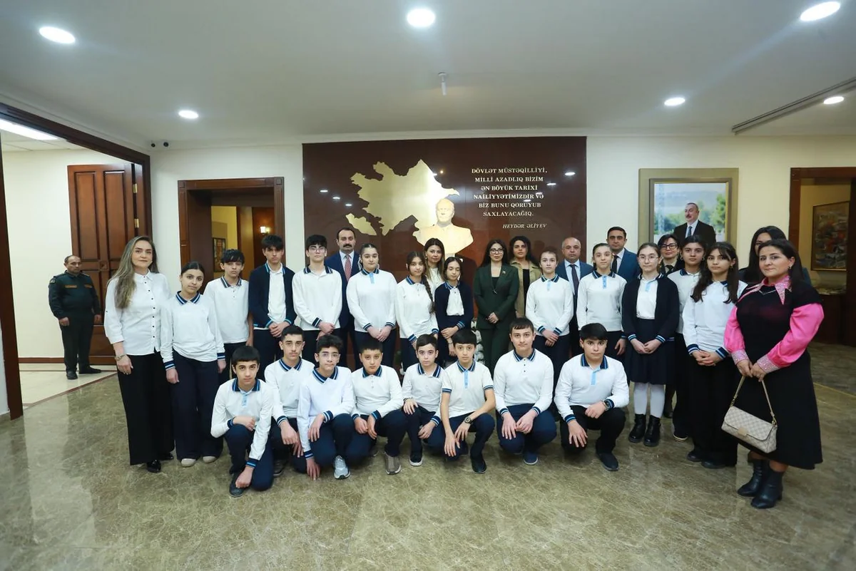 Xocalı soyqırımının 34-cü ili ərəfəsində bir qrup Sumqayıt məktəblisi Memorial Soyqırımı Muzeyini ziyarət edib