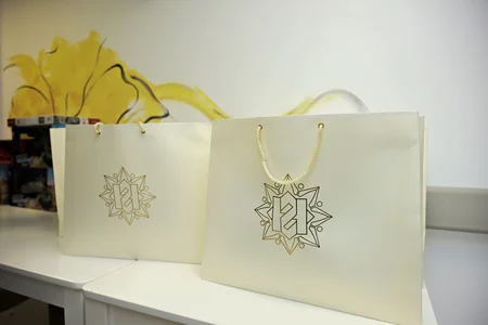 Leyla Əliyeva Tiranada uşaq evi və xəstəxana mərkəzini ziyarət edib