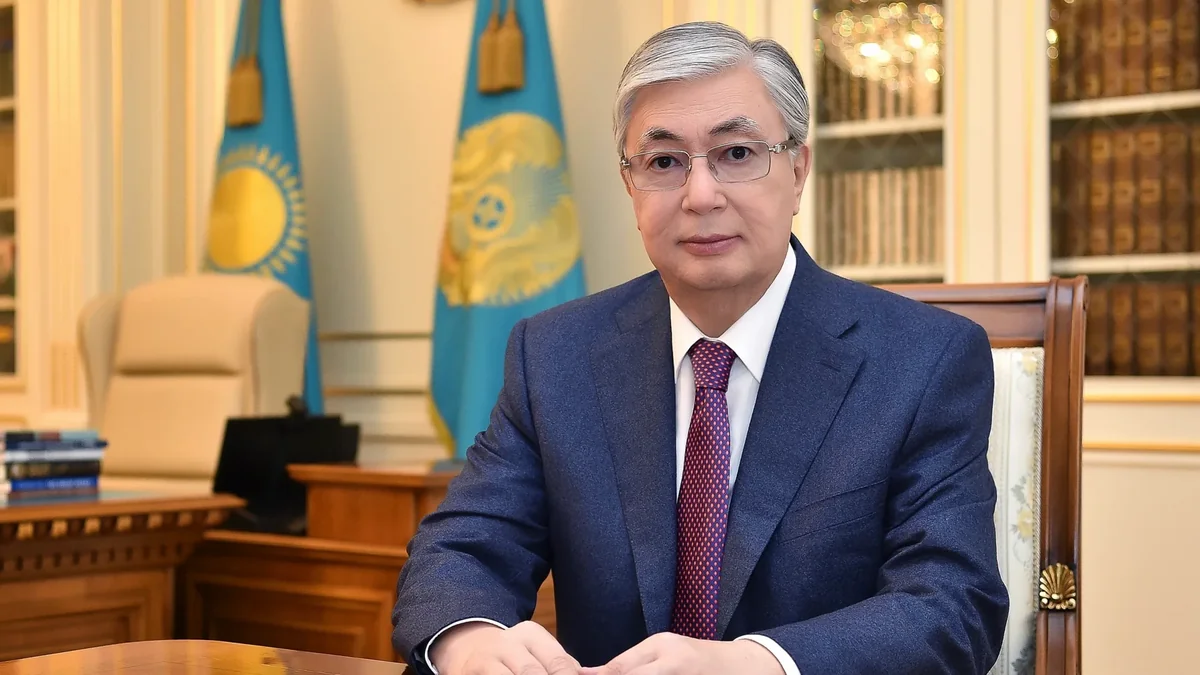 Tokayev Sülh Şurasını real sülh təklifi olan platforma adlandırıb