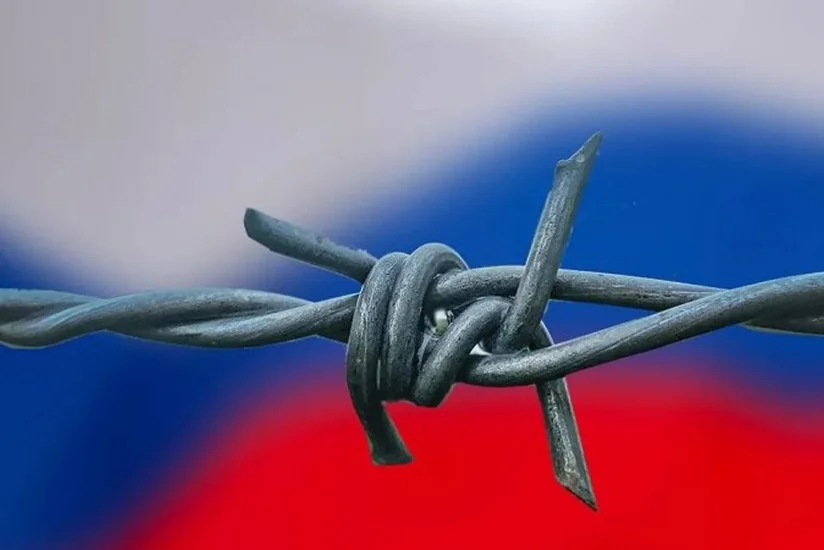 Украина ввела санкции в отношении 225 капитанов теневого флота и 44 российских компаний