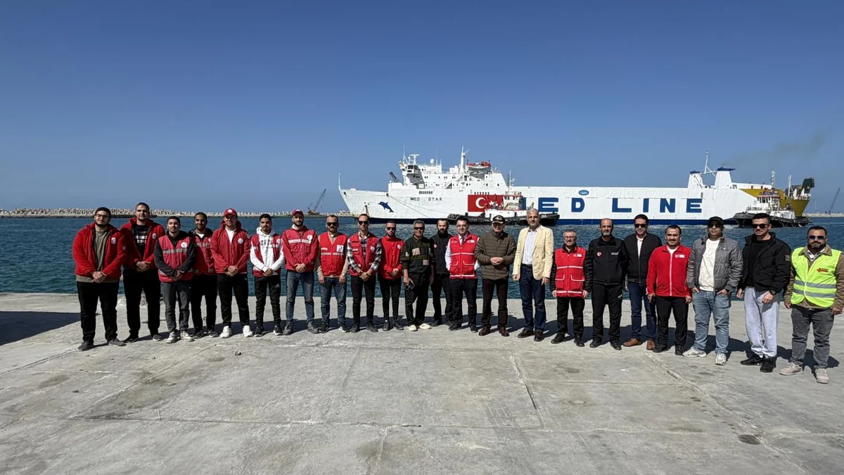 Türkiyənin Qəzzaya humanitar yardım aparan gəmisi Misirə çatıb