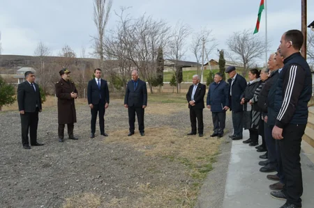 Fövqəladə hallarla bağlı davranış qaydaları barədə silsilə tədbirlər keçirilib