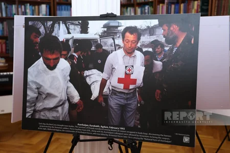 Bakıda Xocalı: Səssizlərin səsi Reza Deqatinin obyektivində adlı fotosərgi keçirilir