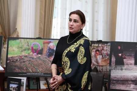 Bakıda Xocalı: Səssizlərin səsi Reza Deqatinin obyektivində adlı fotosərgi keçirilir