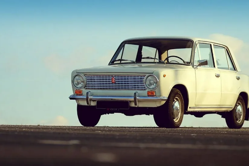 Azerbaijan exempts rare car imports from taxes