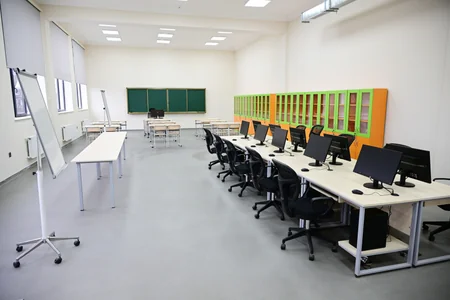 İlham Əliyev Lənkəran Dövlət Peşə Təhsil Mərkəzinin açılışında iştirak edib