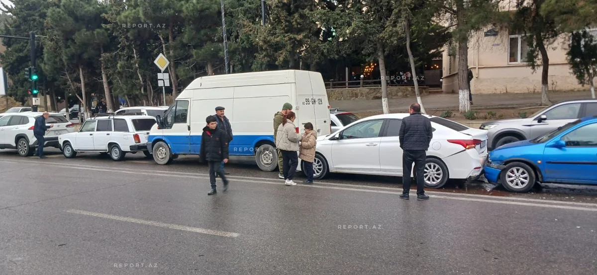 Sumqayıtda beş avtomobilin iştirakı ilə zəncirvari qəza olub