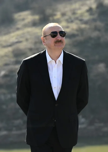 President Ilham Aliyev inspects reconstruction progress in Khanabad village of Khojaly district