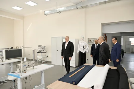 İlham Əliyev Lənkəran Dövlət Peşə Təhsil Mərkəzinin açılışında iştirak edib