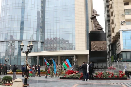 Azerbaijani people commemorate victims of Khojaly genocide