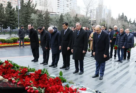 Azerbaijan's Economy Ministry leadership honors memory of Khojaly victims