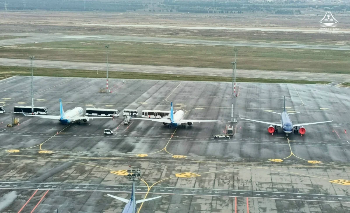 Heydar Aliyev International Airport accommodates two international flights as an alternate airport
