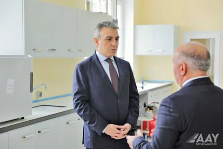 Vüsal Nəsirli AAYDA-nın institut və laboratoriyasının fəaliyyəti ilə tanış olub