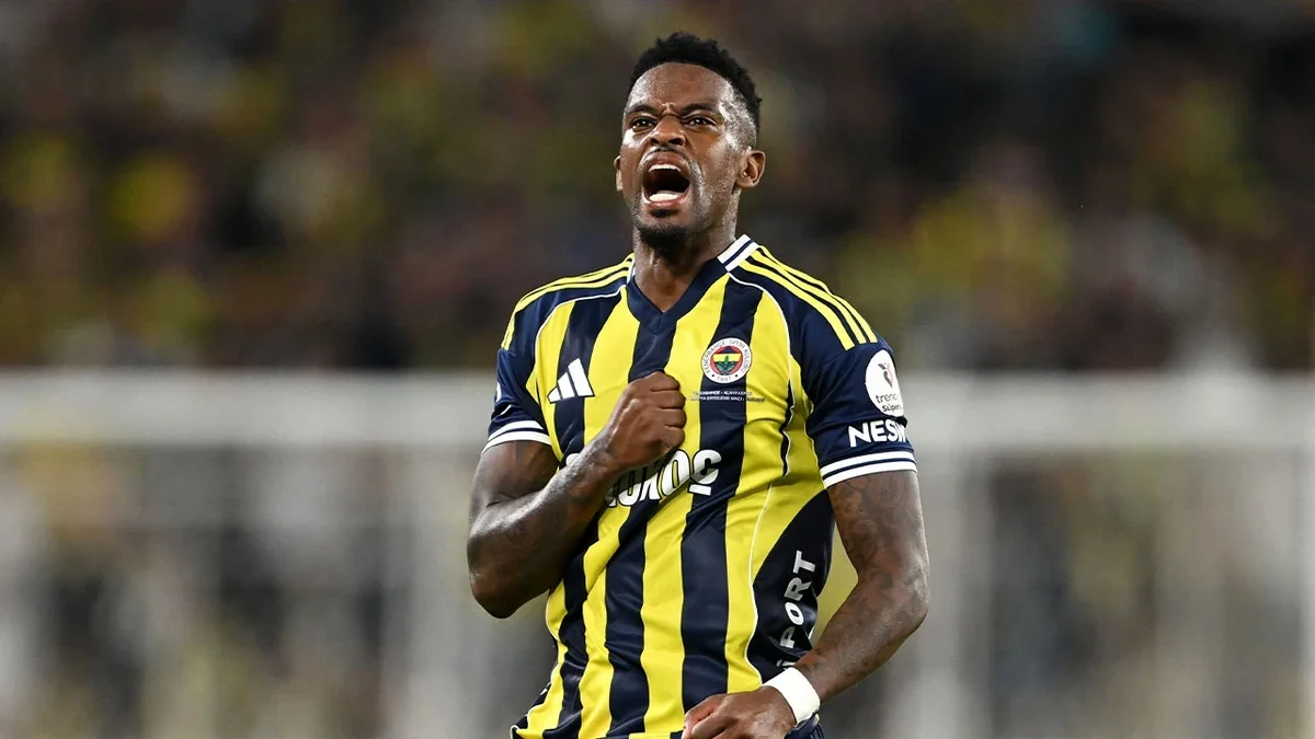 Fənərbağçanın futbolçusu Nelson Semedu dörd həftə meydandan kənarda qalacaq