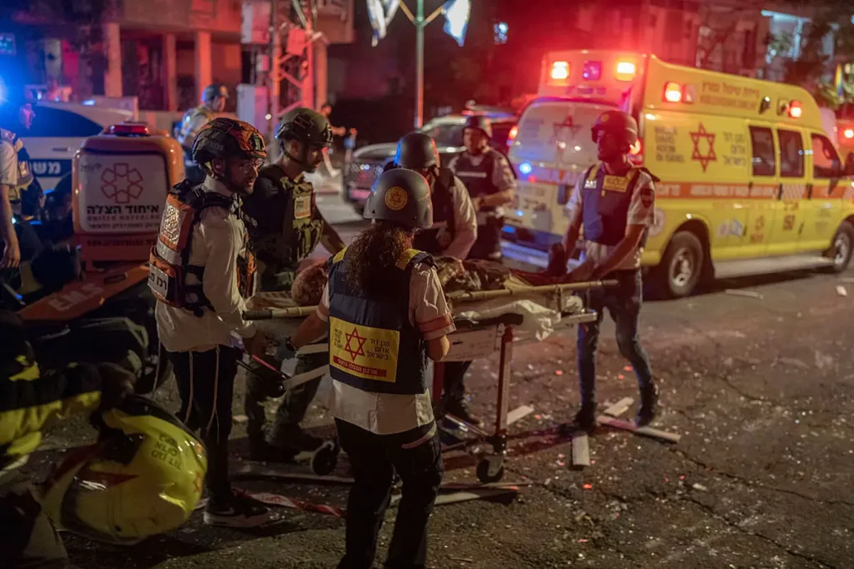 İsraildə son sutkada İran hücumlarından zərər çəkən 289 nəfər xəstəxanalara çatdırılıb