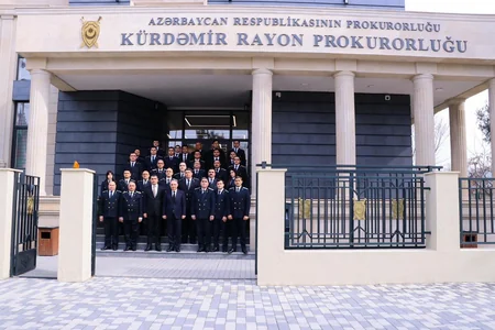 Kamran Əliyev Kürdəmirdə vətəndaşları qəbul edib