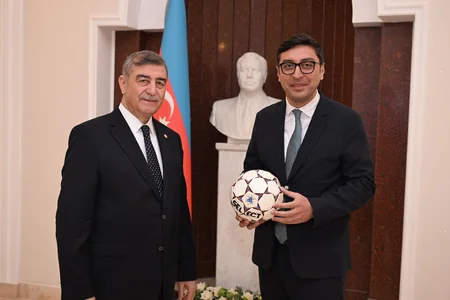 Fərid Qayıbov Şirvanda vətəndaş qəbulu keçirib