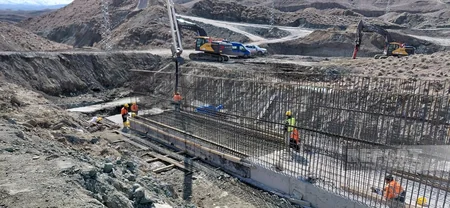 Qarsda Naxçıvana bağlanacaq dəmiryol layihəsi üzrə depo tikilir