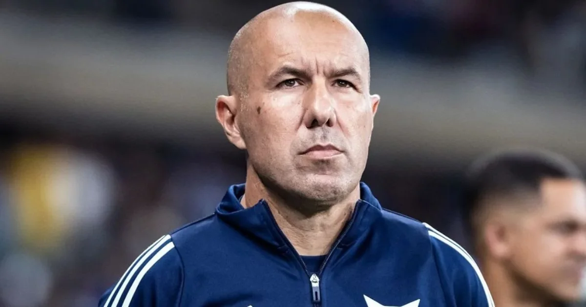 Flamenqo Filipe Luisin istefasından sonra Leonardu Jardimlə müqavilə imzalayıb