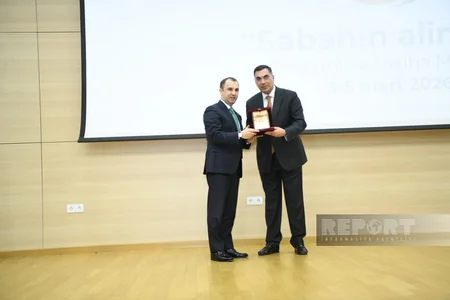 Sabahın alimləri XV Respublika layihə müsabiqəsinin milli final mərhələsinin qalibləri mükafatlandırılıb
