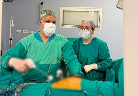 Son bir ildə Yeni Klinikada yeddi böyrək transplantasiyası həyata keçirilib