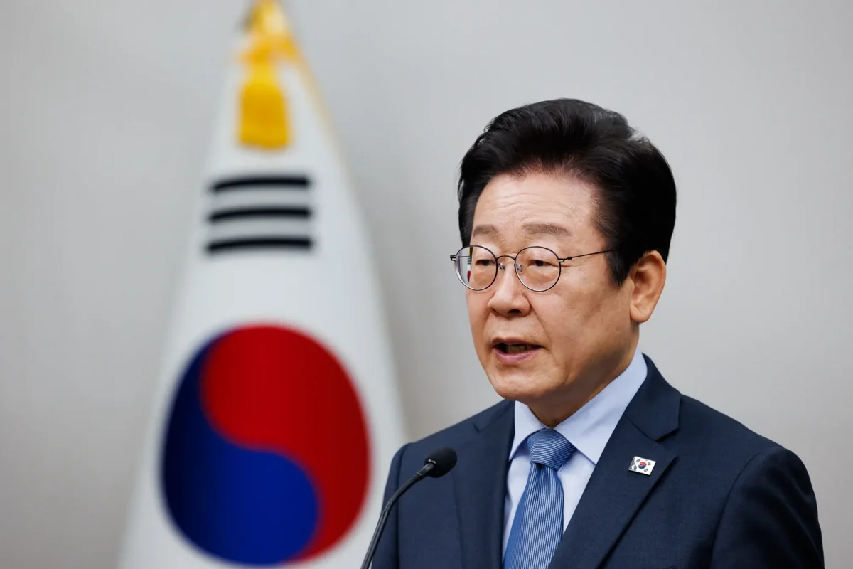 S. Korean president says to swiftly introduce fuel price cap