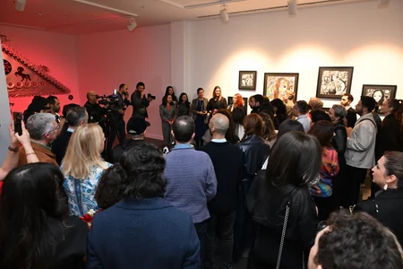 Leyla Əliyeva Mənzərəyə açılan ev mövzusunda qrup sərgisində iştirak edib