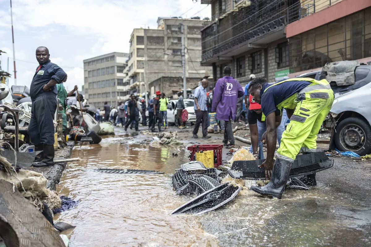 Death toll rises to 49 as massive floods batter Kenya