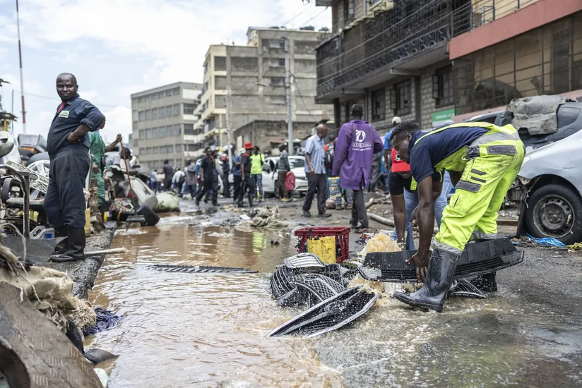 Death toll rises to 49 as massive floods batter Kenya
