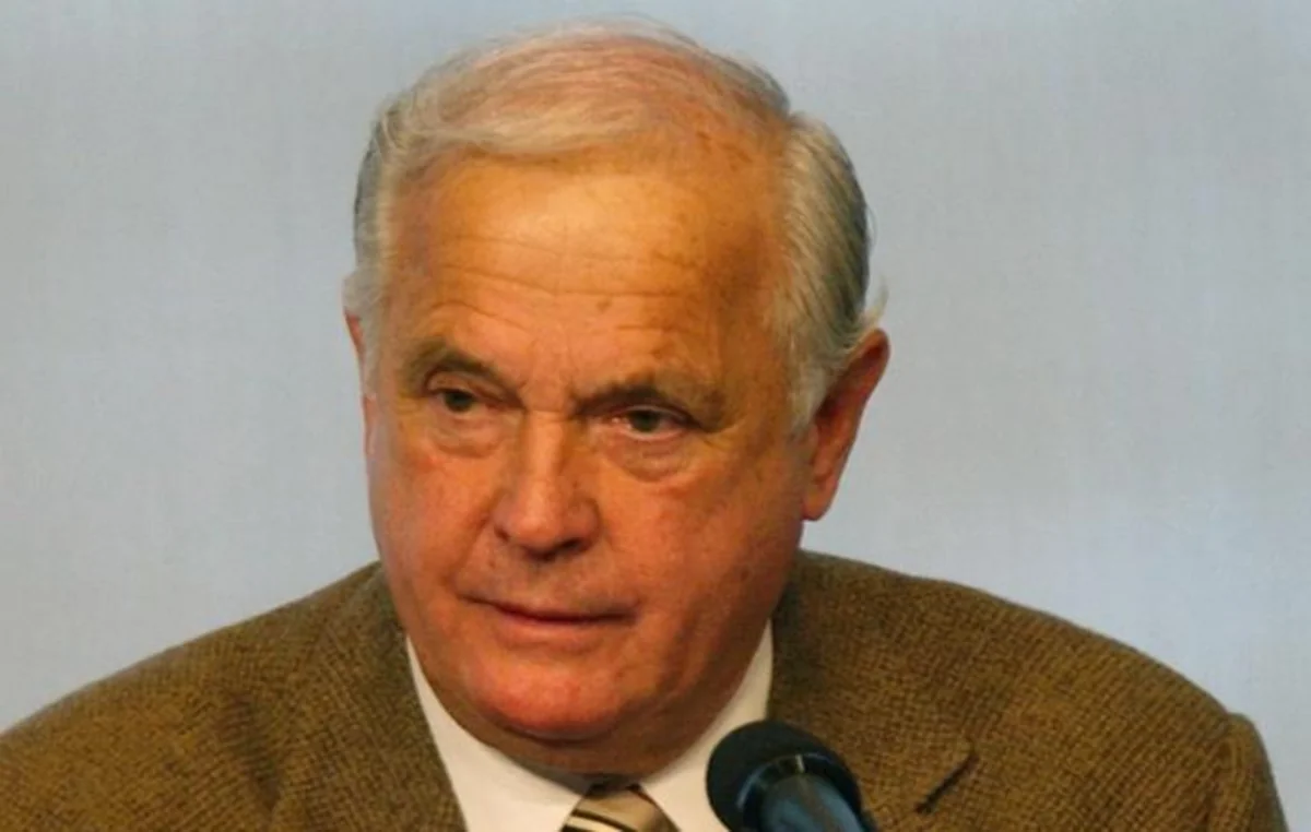 Ağ Evin telefon dinləmələrini ifşa edən Niksonun köməkçisi vəfat edib