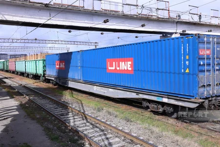 Freight train carrying Russian grain for Armenia departs from Bilajari station
