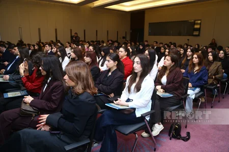 Atropatena – Adorbayqan adlı dövlətin yaranması  kitabının təqdimatı keçirilib