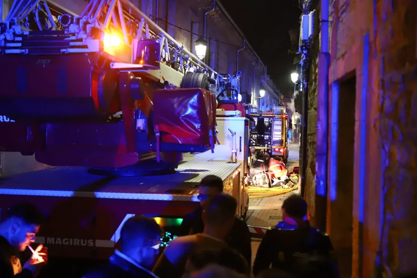 В Испании из-за пожара в жилом доме трое погибли, четверо ранены