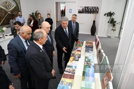 Qərbi Zəngəzur toponimlərinin izahlı lüğəti kitabının təqdimatı keçirilib