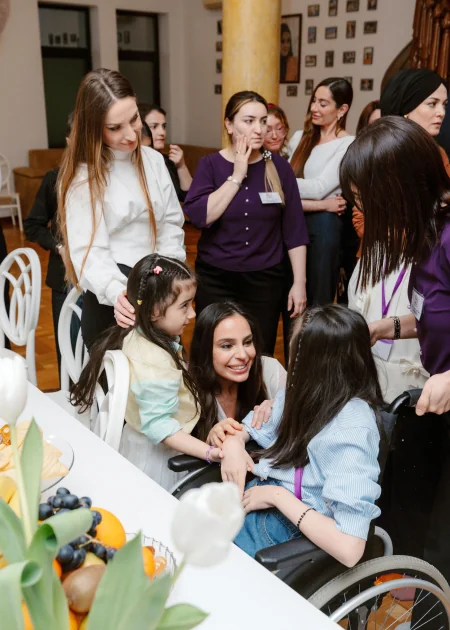 Leyla Aliyeva, Arzu Aliyeva, and Alena Aliyeva visit Support for Living Center