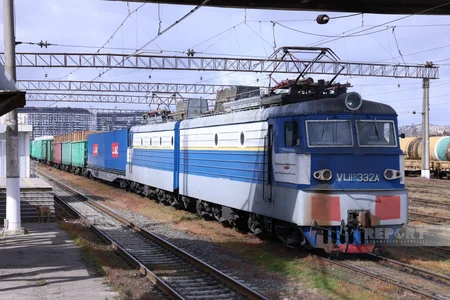 Freight train carrying Russian grain for Armenia departs from Bilajari station