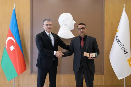 AzerGoldda Tərəqqi medalına layiq görülmüş əməkdaşlarla görüş keçirilib