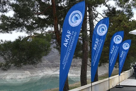 Beynəlxalq kanoe federasiyalarının prezidentləri Sərsəng su anbarına baxış keçiriblər