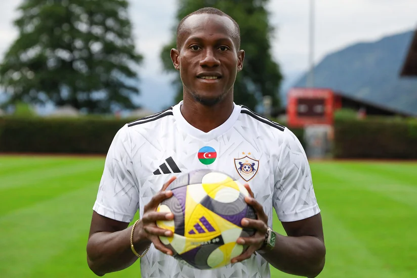 Qarabağ afrikalı futbolçusu Kris Kuakunun Norveç klubuna transferini açıqlayıb