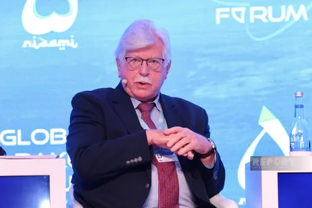 Qlobal Bakı Forumunda 2030 Gündəliyinin sürətləndirilməsi mövzusunda panel müzakirəsi keçirilib