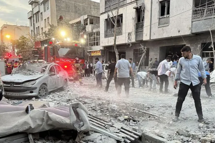 После атак США и Израиля в Тегеране повреждены тысячи зданий