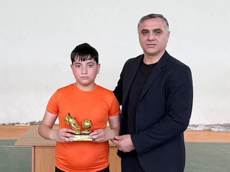 UEFA-nın HatTrick proqramı çərçivəsində Lənkəranda futzal turniri keçirilib