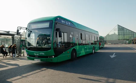 Bakıda daha 7 marşrut xəttinin avtobusları tam elektrikləşdirilib