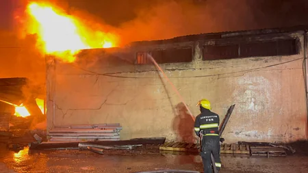 Binəqədidə güclü yanğın məhdudlaşdırılıb - YENİLƏNİB-3