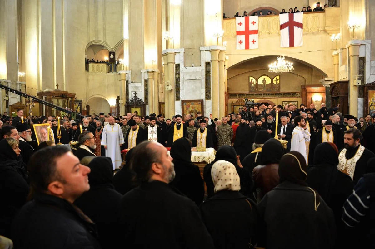 Ilia II buried; Azerbaijani officials attend funeral - UPDATED