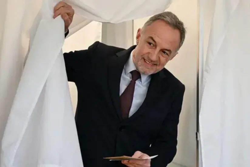 В Париже на выборах мэра победил социалист Эмманюэль Грегуар