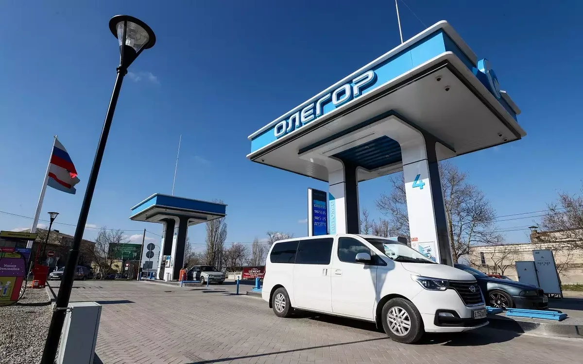 В Бангладеш из-за нехватки топлива могут закрыться все АЗС